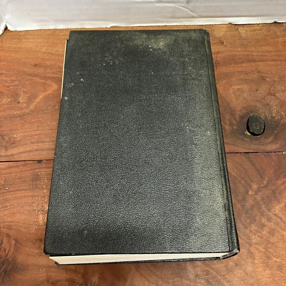 Modern King James Version Holy Bible Jay P. Green 1962 First Edition Illustrated